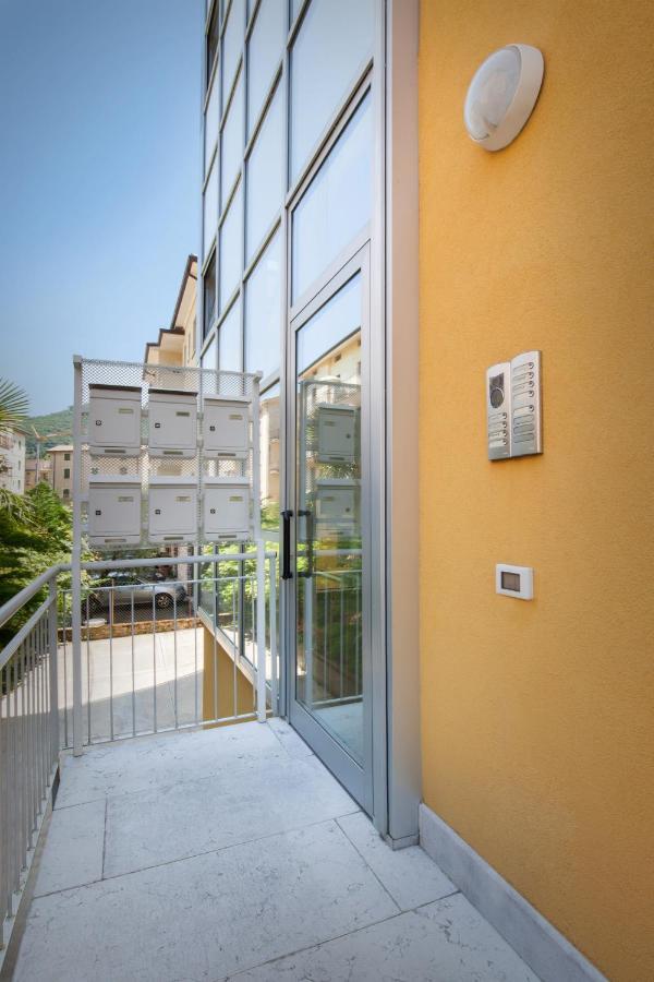 La Rocca Suite Garda  Exteriör bild
